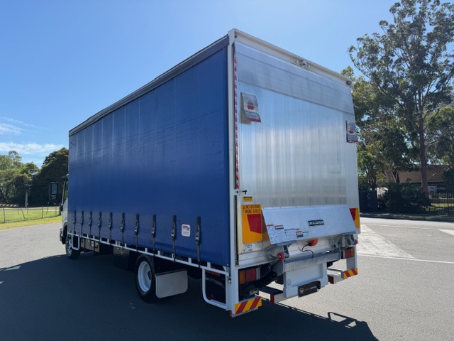 2019 FRR 10 Pallet Curtainsider image 5