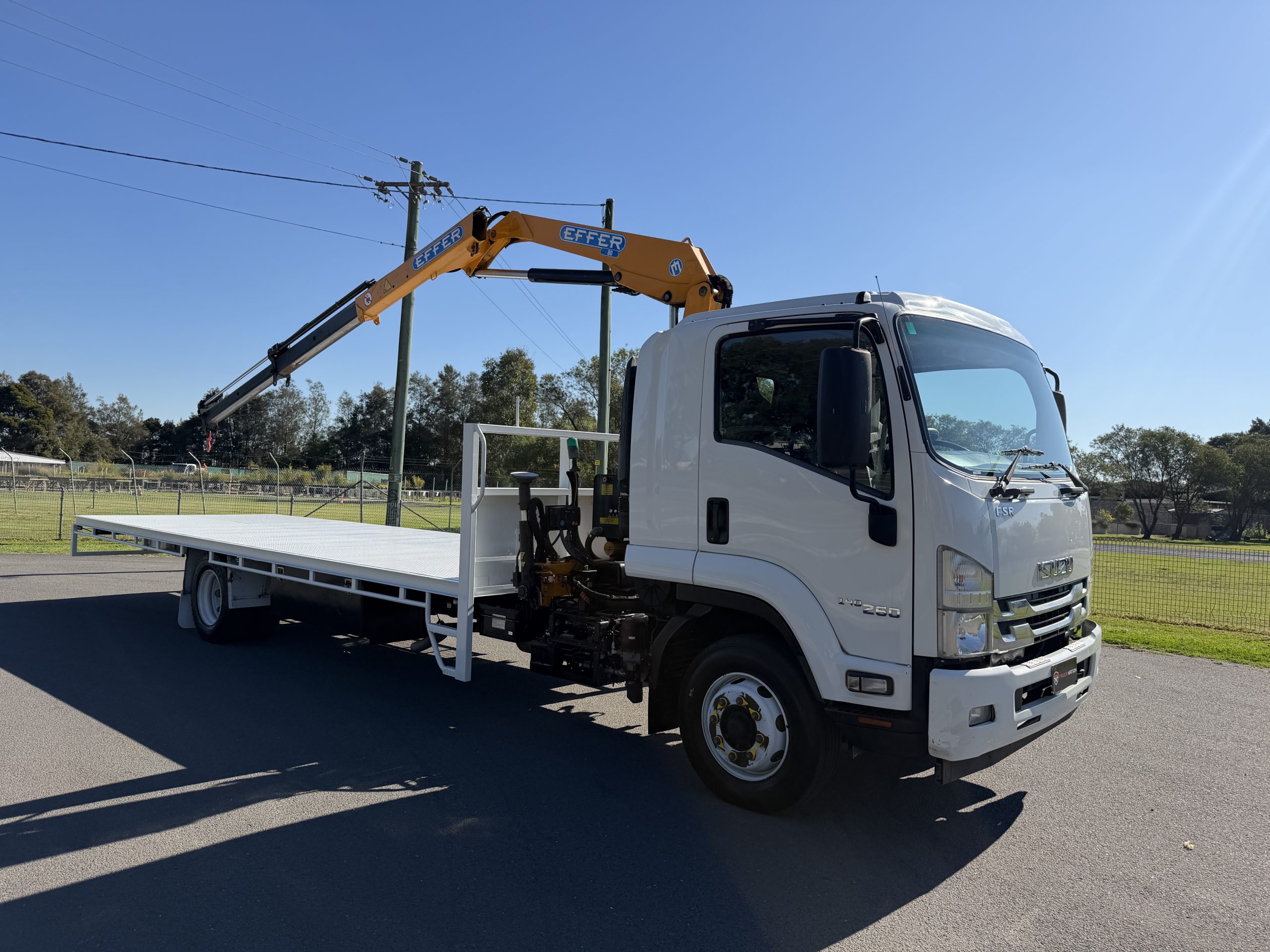 2017 Isuzu FSR 140/260 Crane Truck